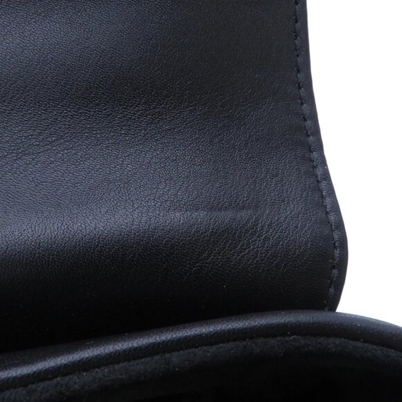 LOUIS VUITTON Hold Me Leather Noir M21720 - Picture 13 of 15